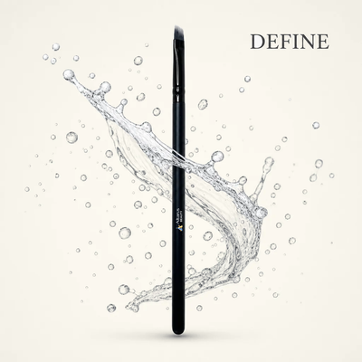 Angled Liner Brush — Altarus Beauty