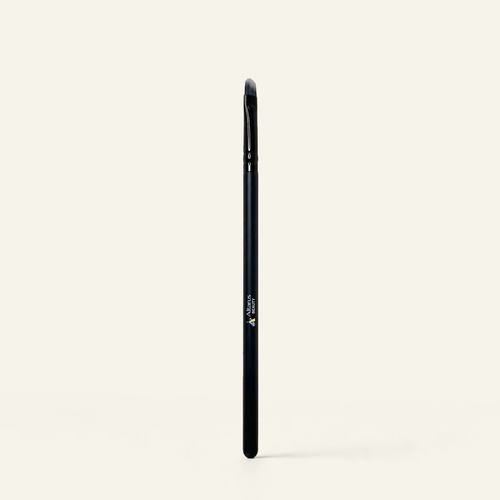 Angled Liner Brush — Altarus Beauty