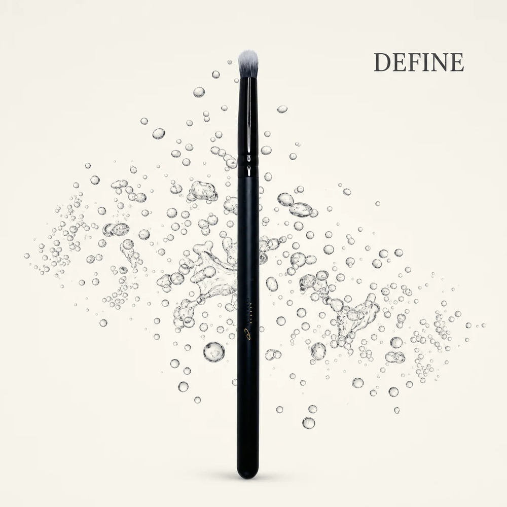 Mini Crease Brush — Altarus Beauty