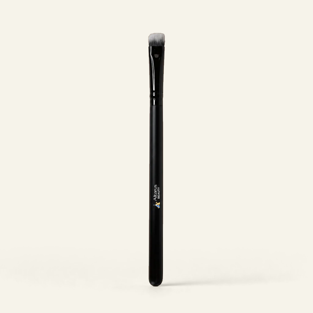 Packing Eye Brush — Altarus Beauty