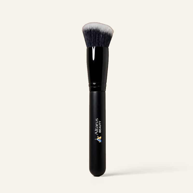 Stipple & Blend Foundation Brush